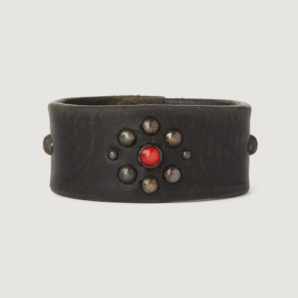 Cuff 03: Classic medallion pattern with a central red stone