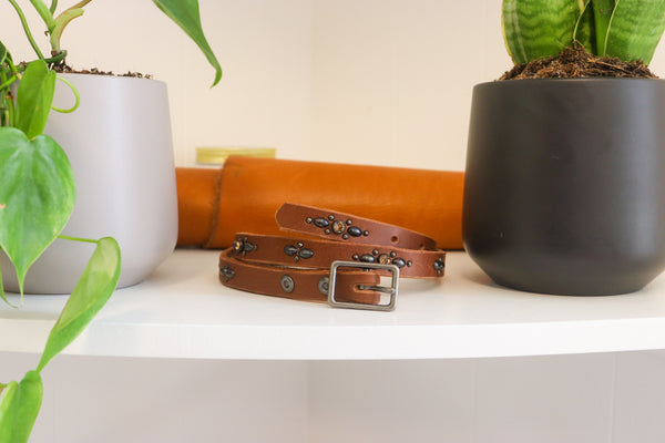New Studio Belt 409. Slim brown leather with tiger's eye stones. Size 32 only.