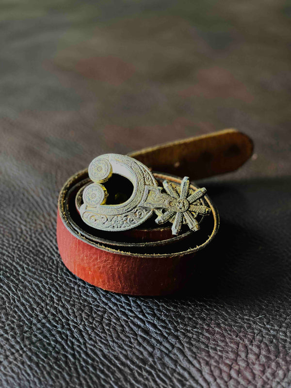 Golden Spur Vintage Belt Buckle - AV-13