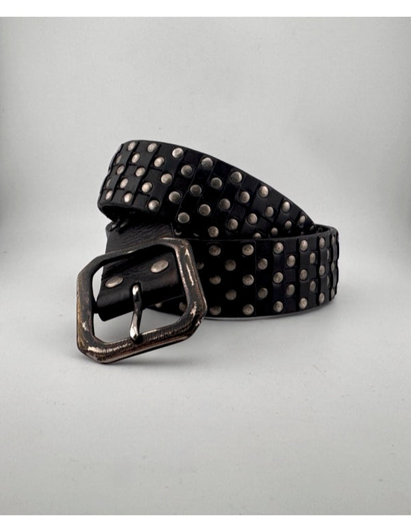 V15: Vintage belt on black leather with nailhead studding